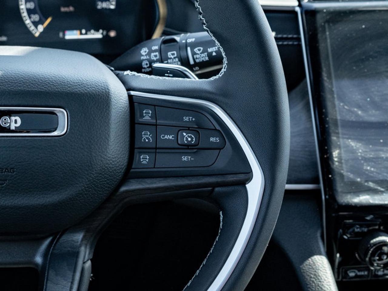 2025 Jeep Grand Cherokee Limited Photo