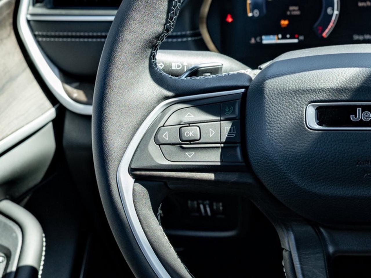 2025 Jeep Grand Cherokee Limited Photo