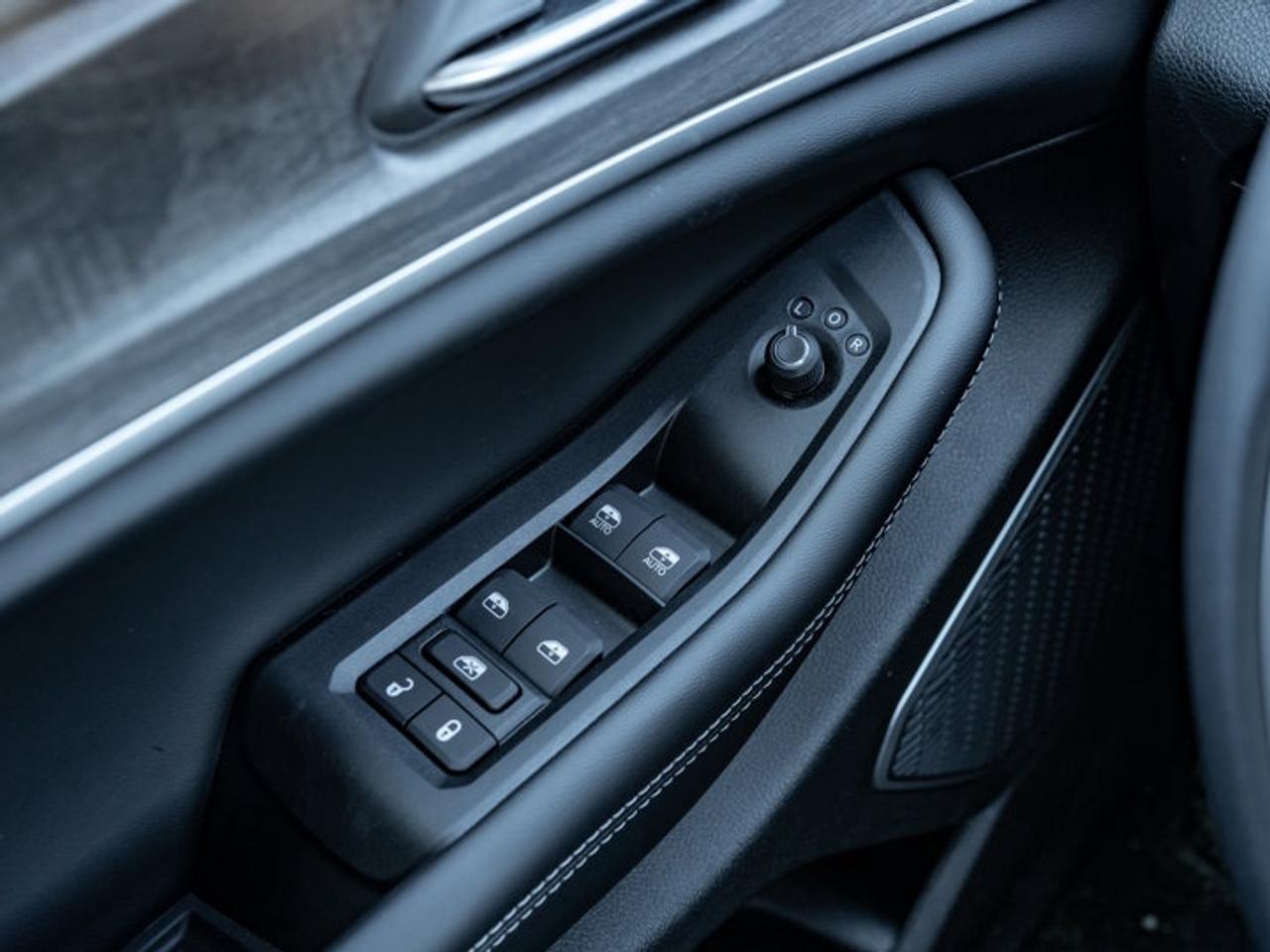 2025 Jeep Grand Cherokee Limited Photo