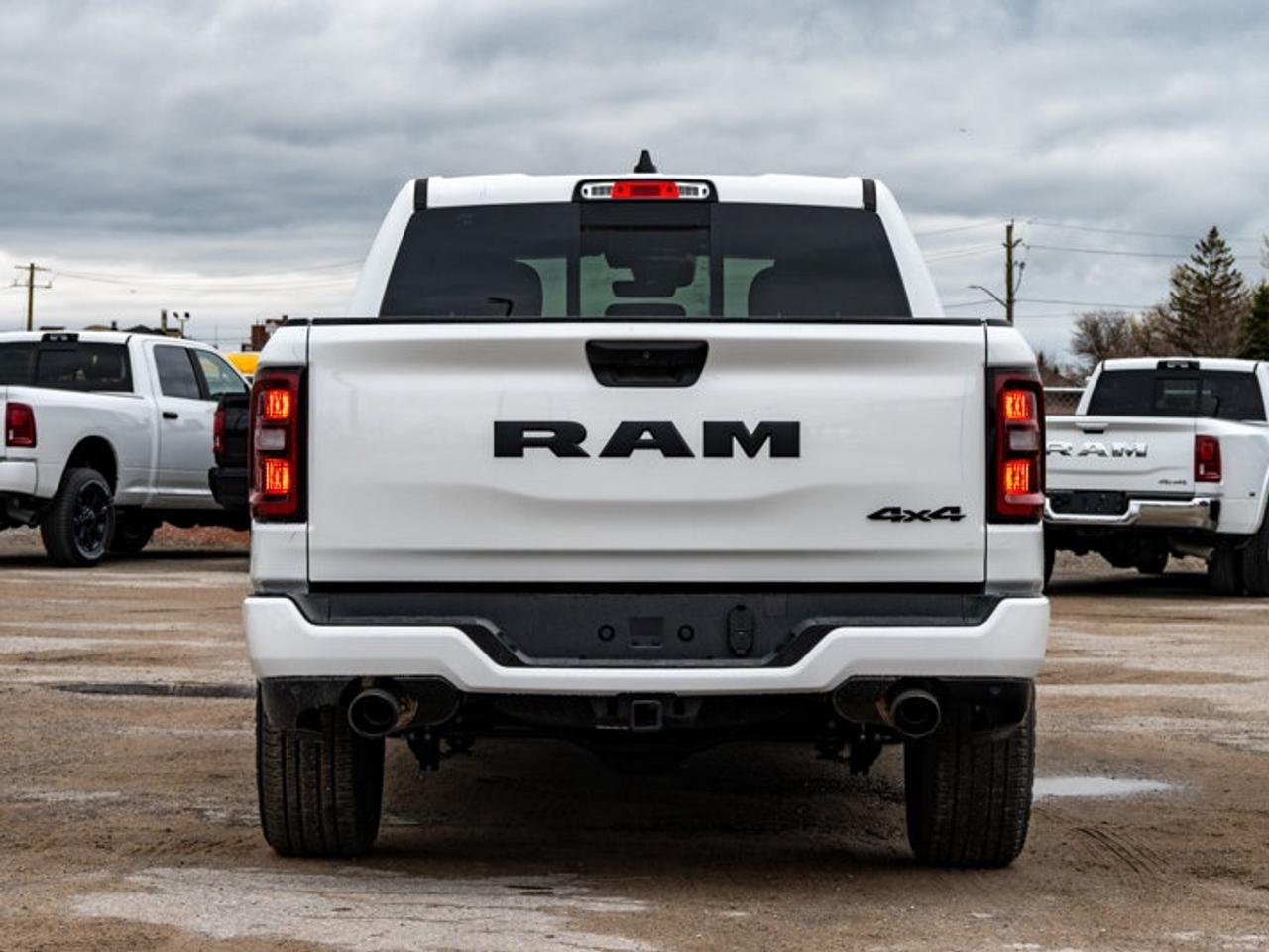 2026 RAM 1500 Express Photo