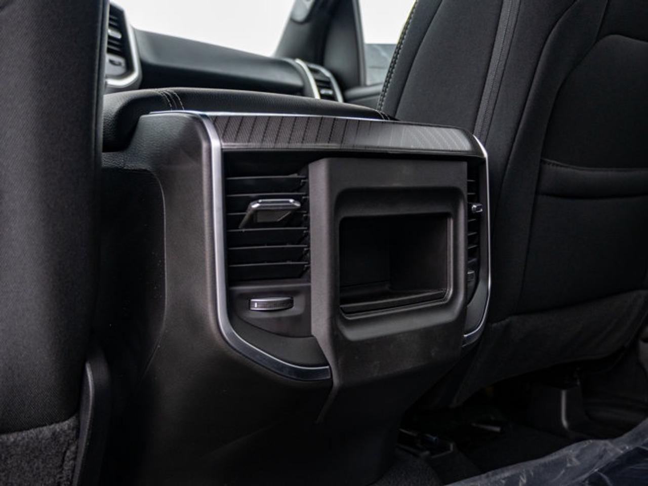 2026 RAM 1500 Express Photo