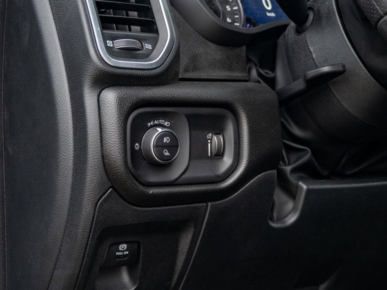 2026 RAM 1500 Express Photo