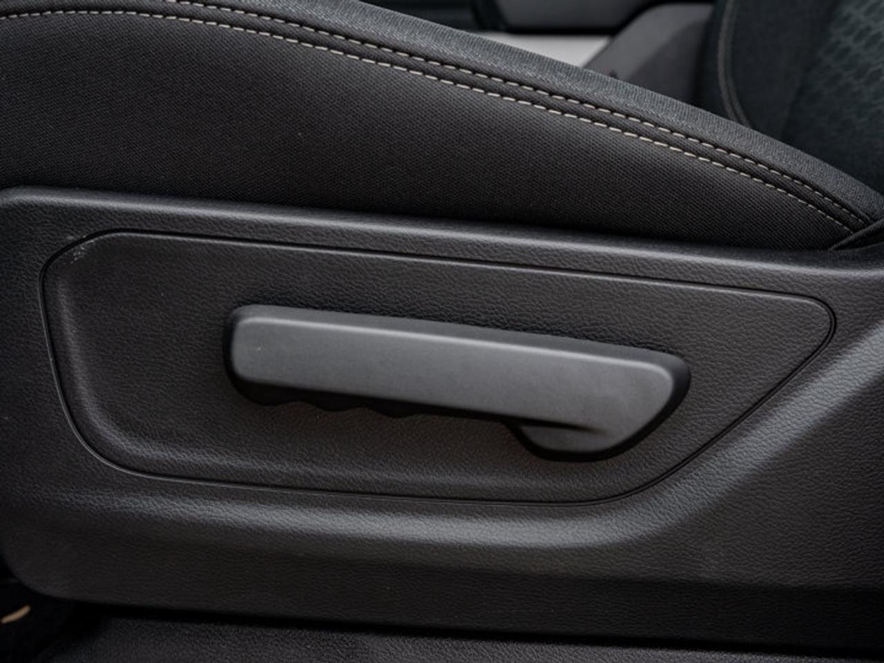 2026 RAM 1500 Express Photo