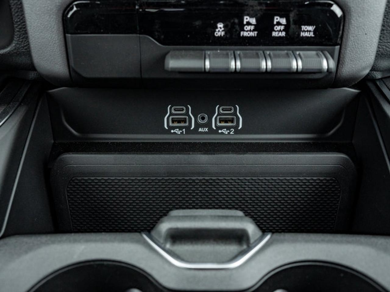2026 RAM 1500 Express Photo