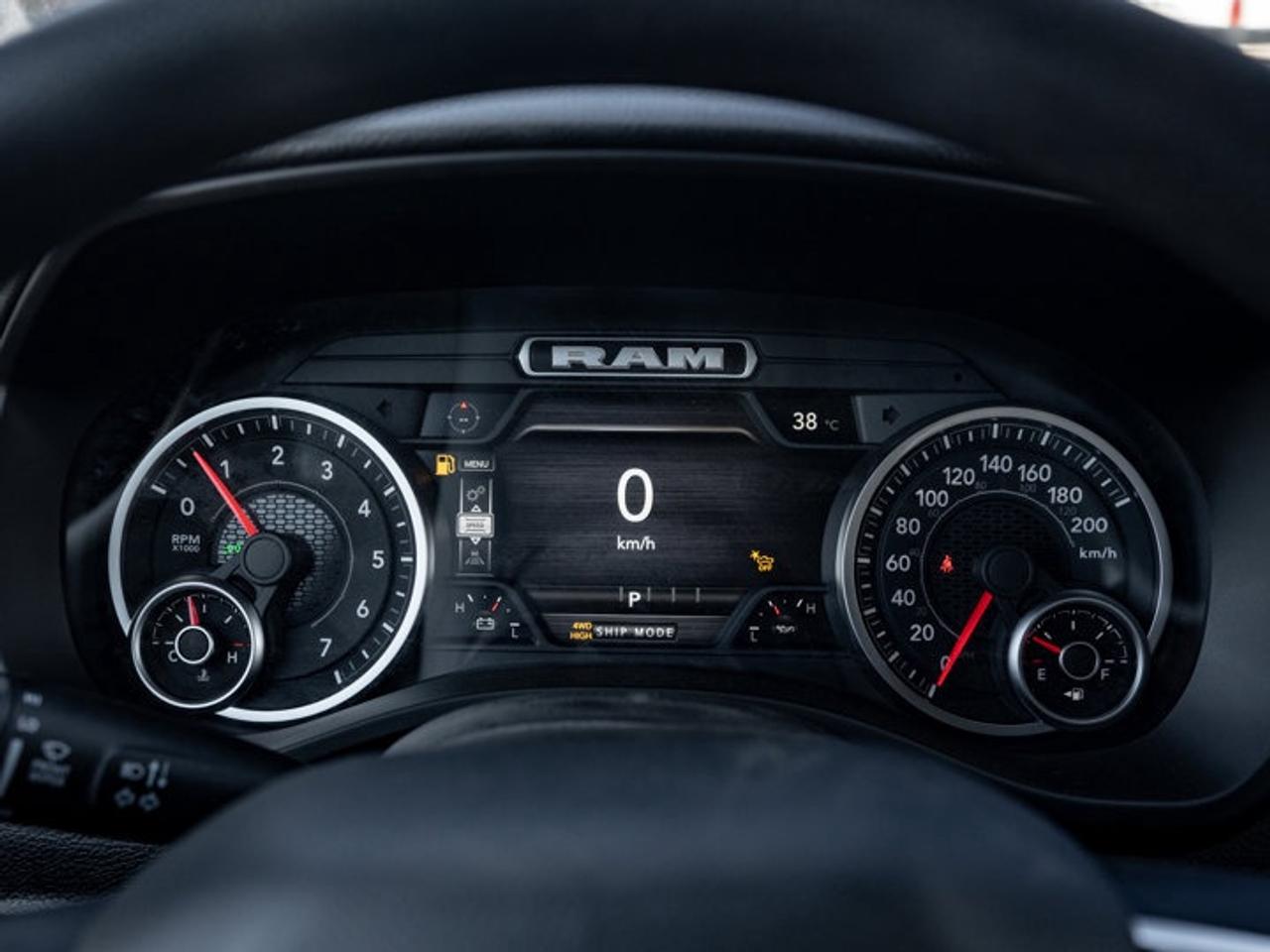 2026 RAM 1500 Express Photo3