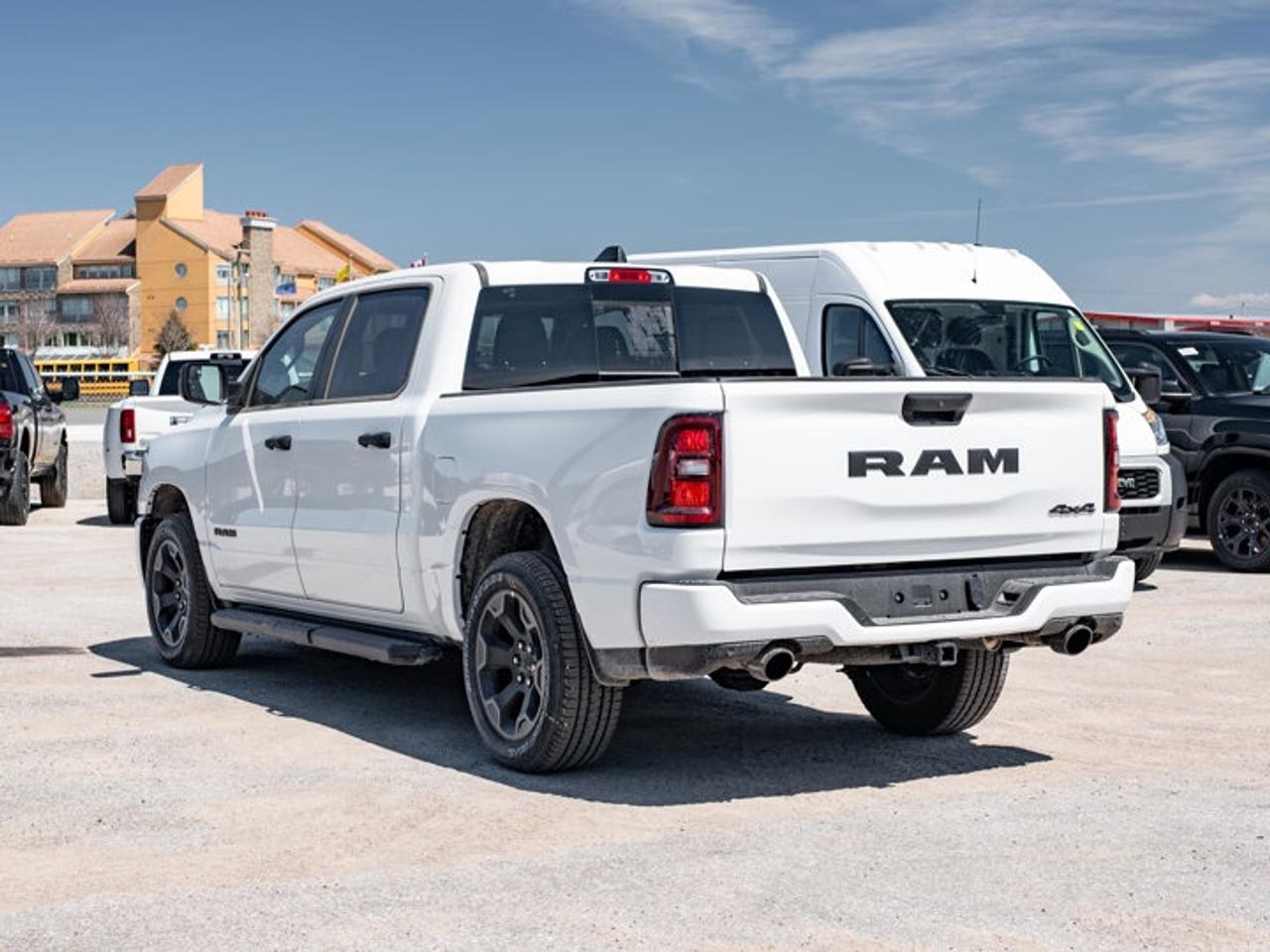 2026 RAM 1500 Express Photo