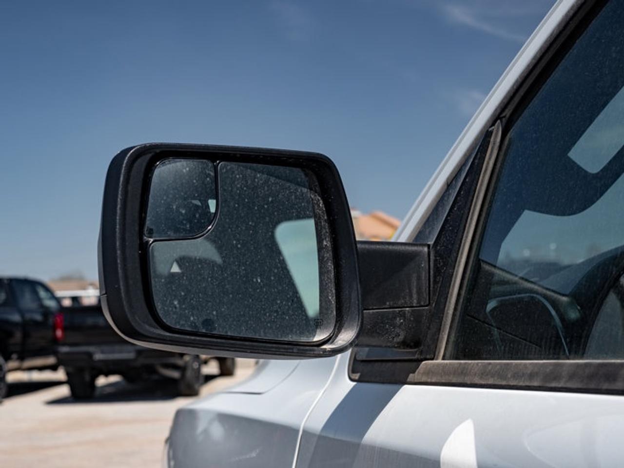 2026 RAM 1500 Express Photo