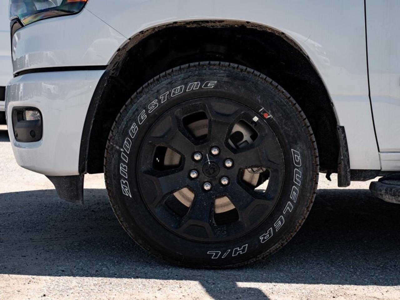 2026 RAM 1500 Express Photo