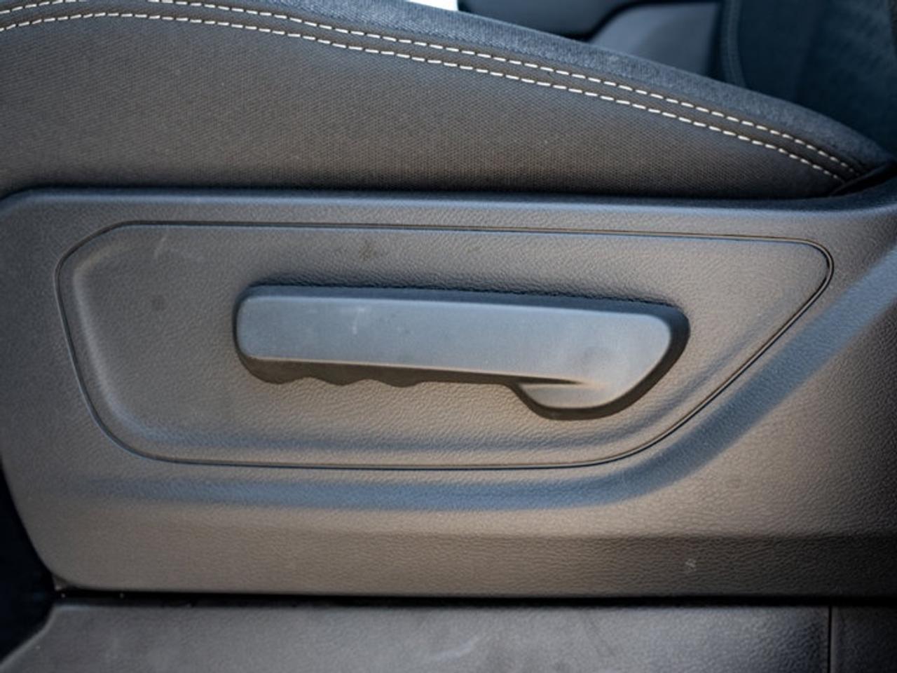 2026 RAM 1500 Express Photo
