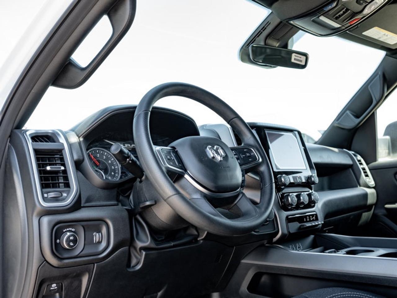 2026 RAM 1500 Express Photo
