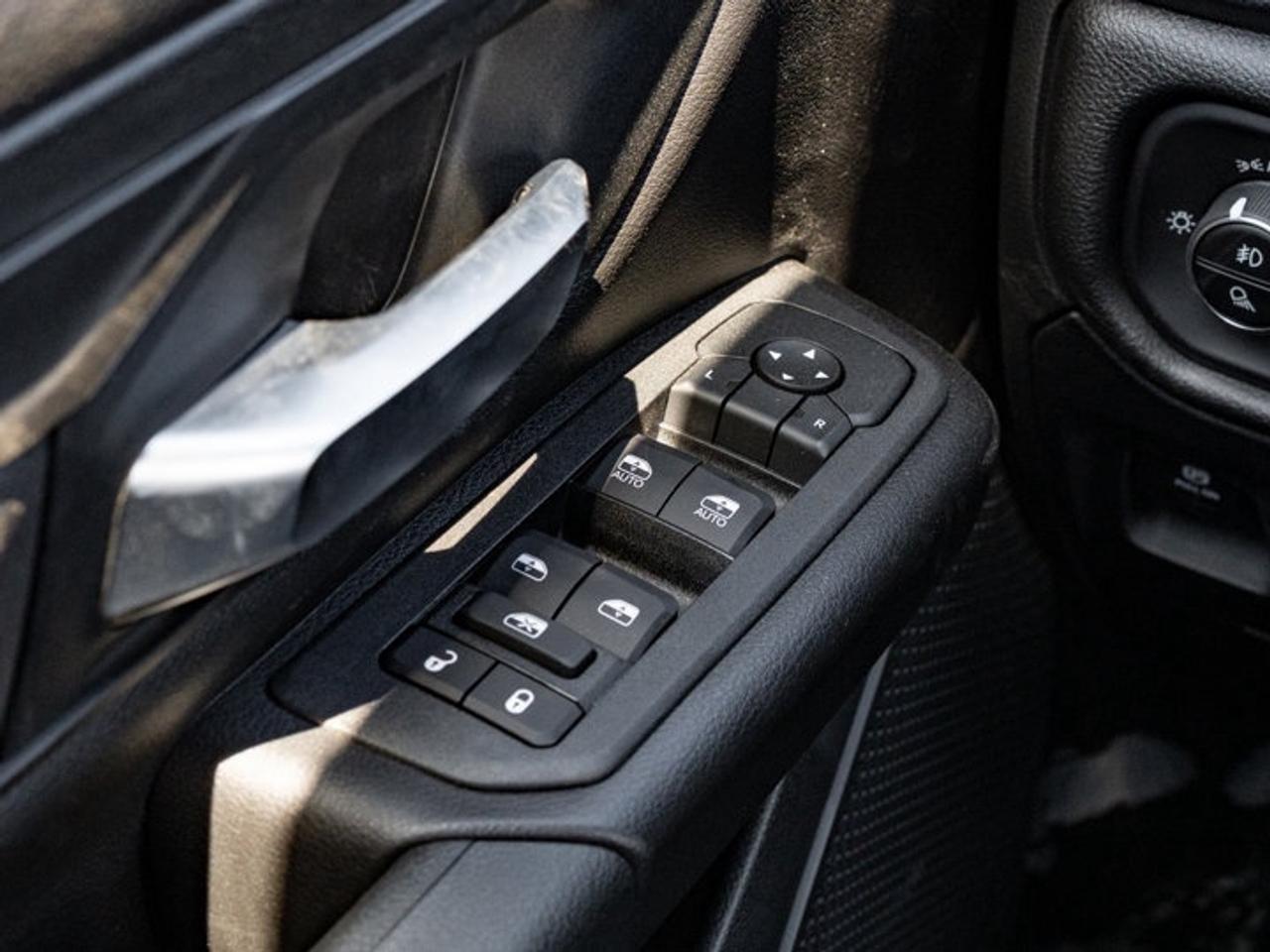 2026 RAM 1500 Express Photo
