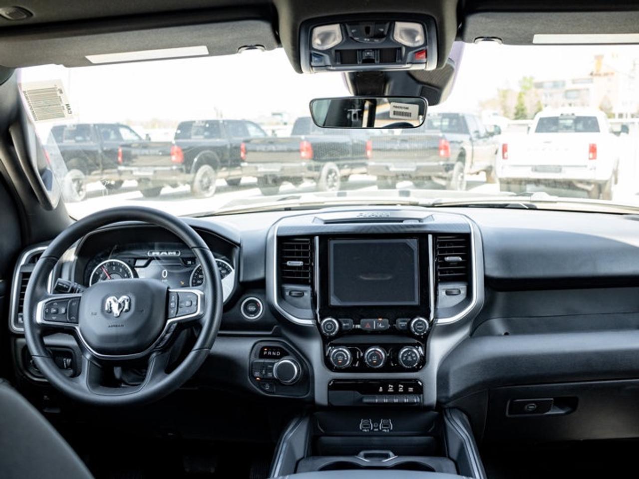 2026 RAM 1500 Express Photo