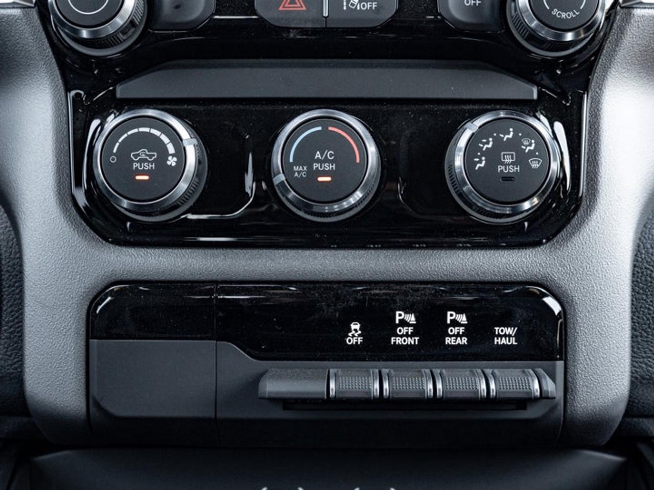 2026 RAM 1500 Express Photo