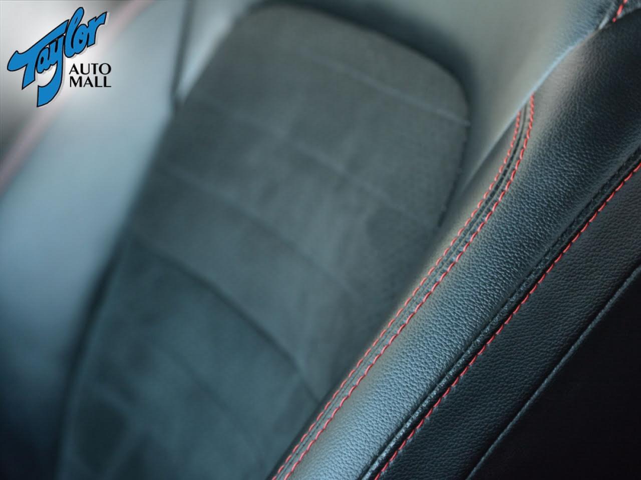 2022 Ford Escape SEL Photo