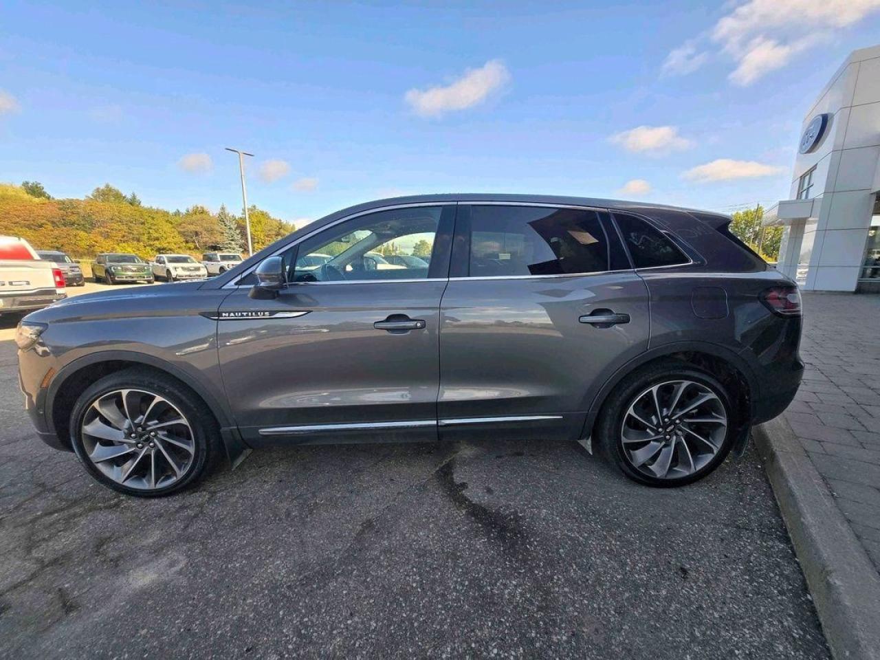 2022 Lincoln Nautilus RESERVE, 2.7L! 360-COPILOT, TECH PACKAGE! 21" RIMS Photo