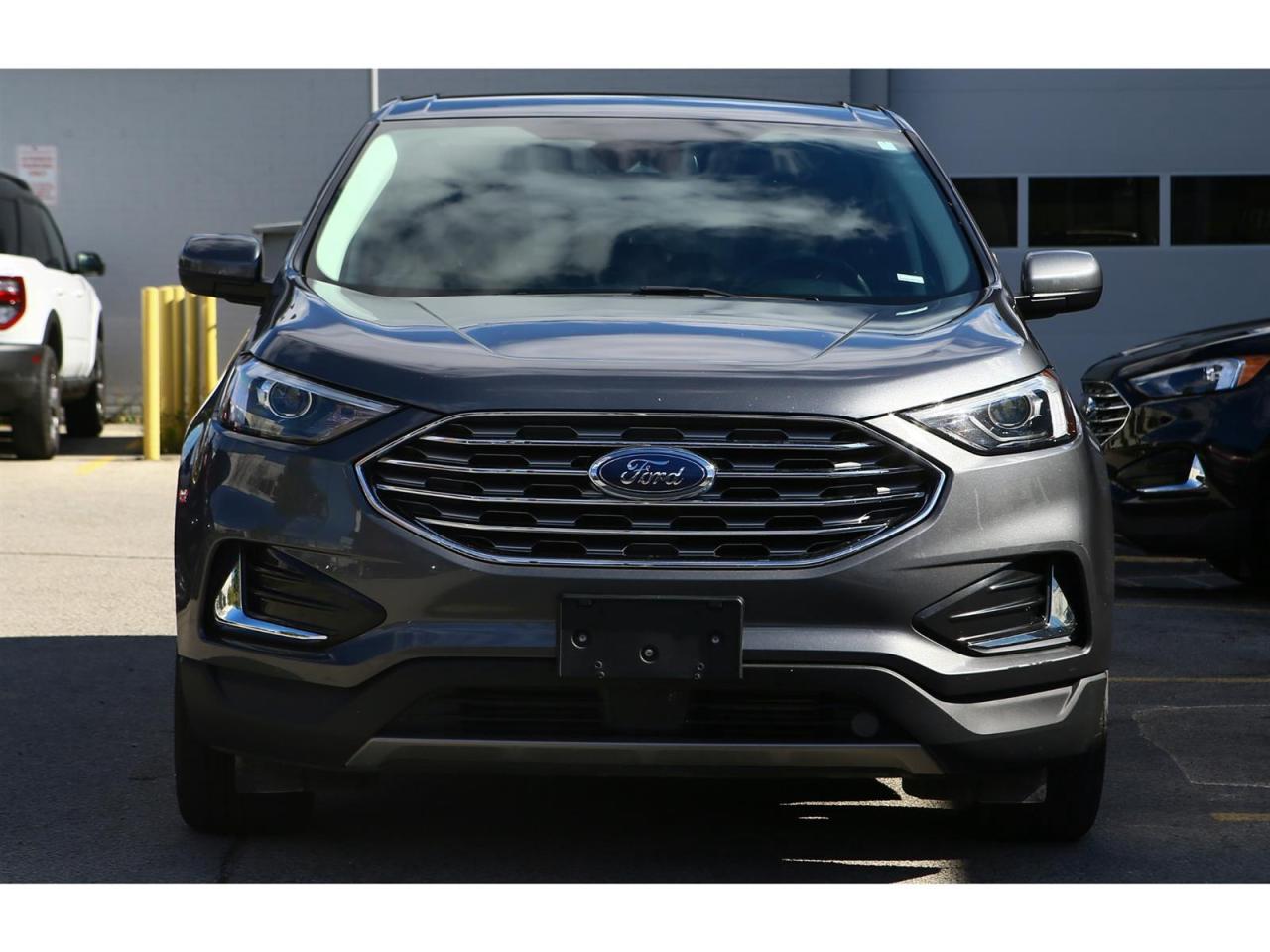 2022 Ford Edge SEL - AWD - Navigation - Leather Seats - Apple Car Play - Dual Zone Climate - Adaptive Cruise Photo