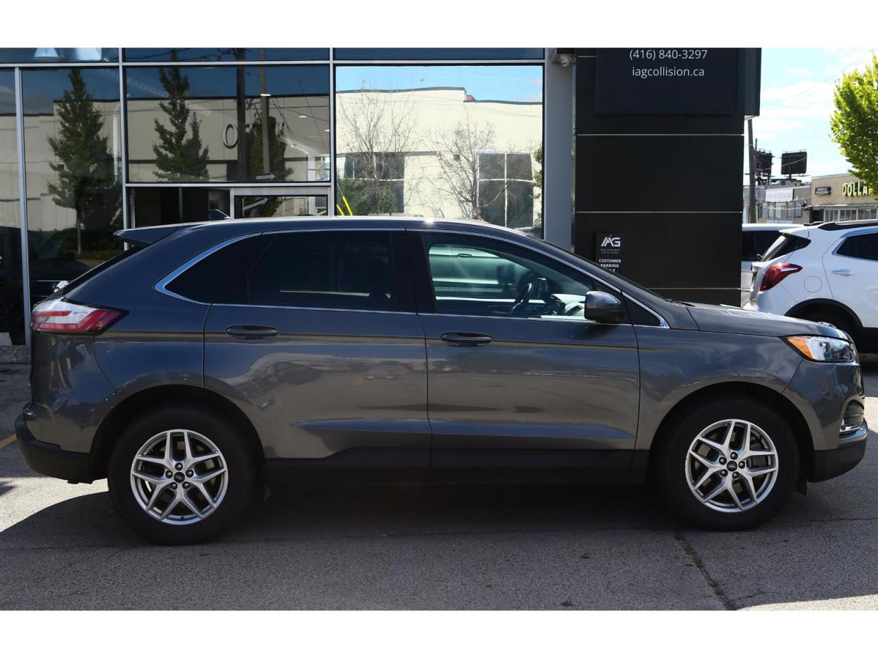 2022 Ford Edge SEL - AWD - Navigation - Leather Seats - Apple Car Play - Dual Zone Climate - Adaptive Cruise Photo
