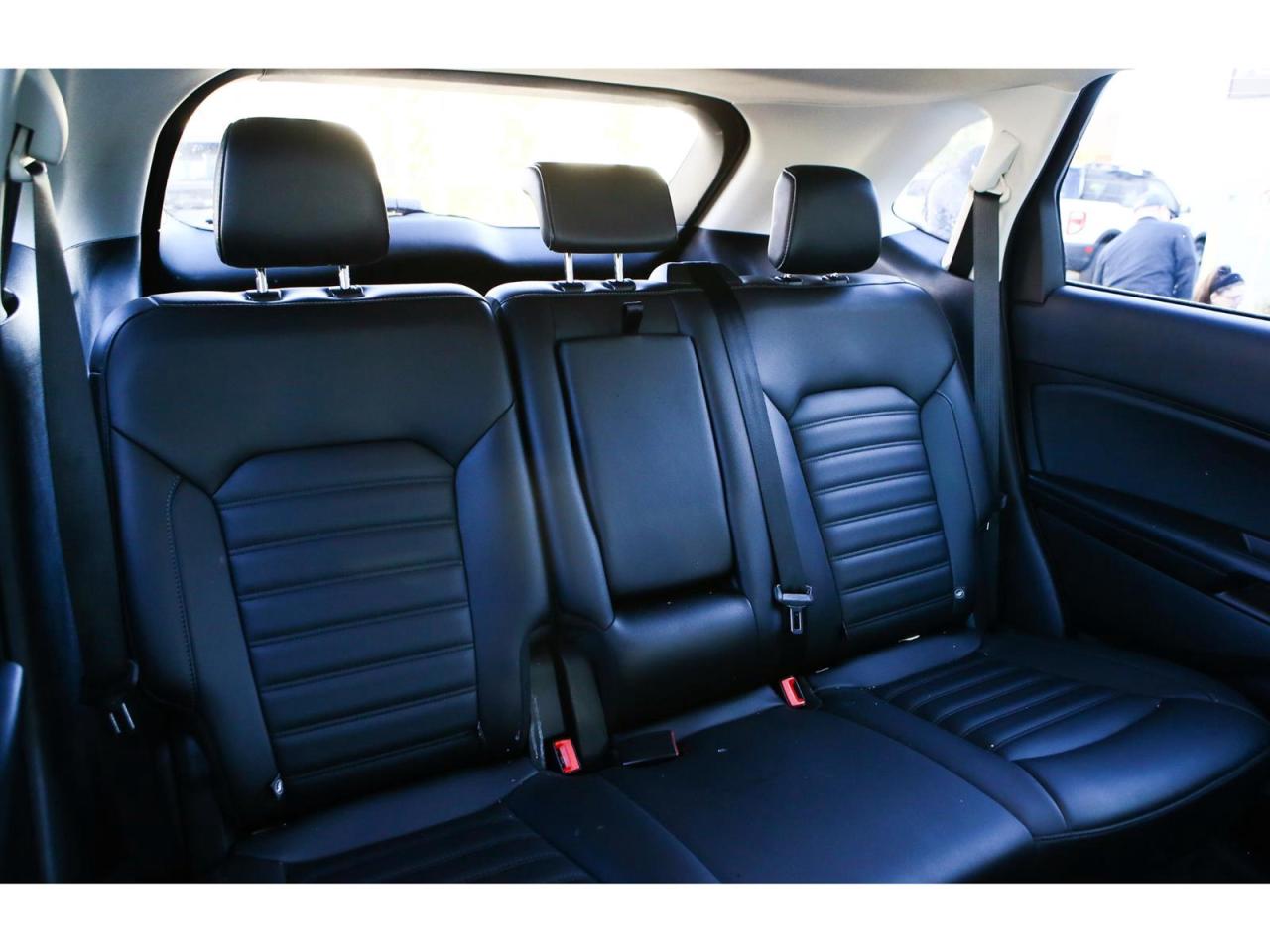 2022 Ford Edge SEL - AWD - Navigation - Leather Seats - Apple Car Play - Dual Zone Climate - Adaptive Cruise Photo