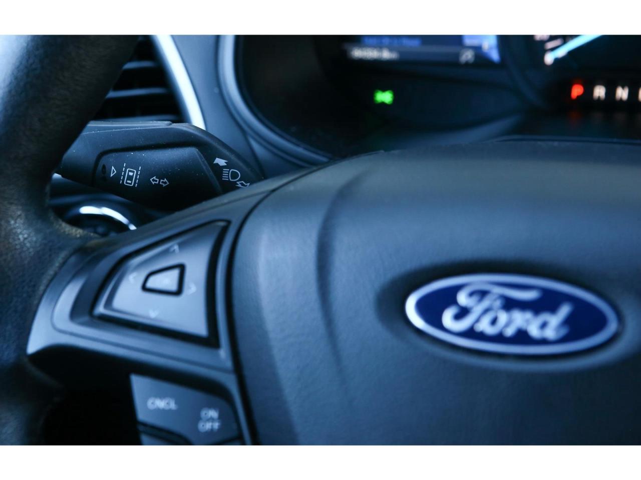 2022 Ford Edge SEL - AWD - Navigation - Leather Seats - Apple Car Play - Dual Zone Climate - Adaptive Cruise Photo