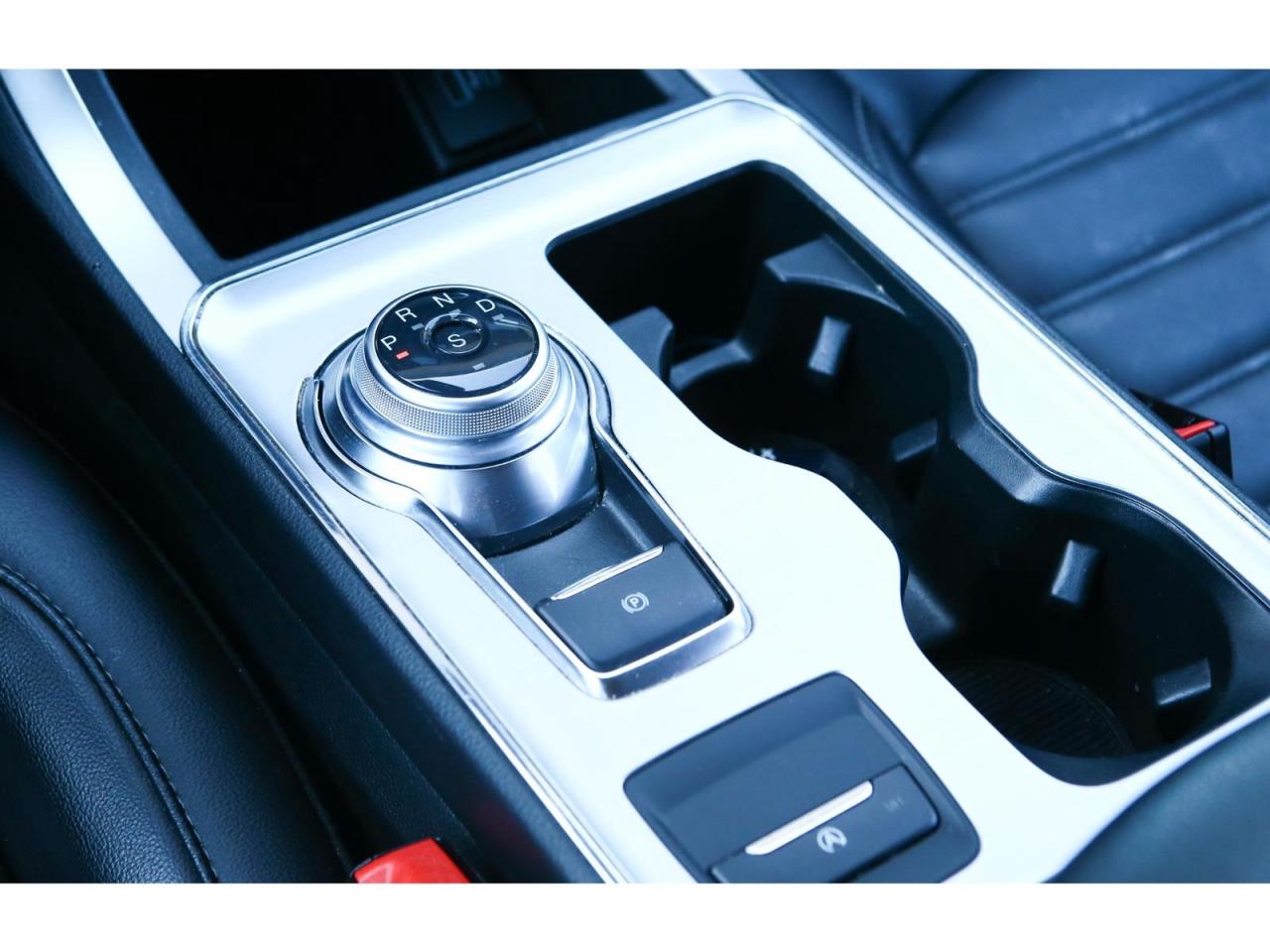 2022 Ford Edge SEL - AWD - Navigation - Leather Seats - Apple Car Play - Dual Zone Climate - Adaptive Cruise Photo