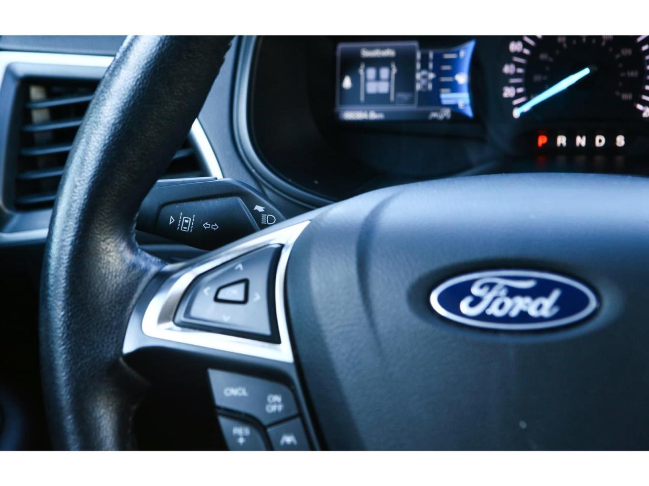 2023 Ford Edge SEL - AWD - Navigation - Leather Seats - Apple Car Play - Dual Zone Climate - Adaptive Cruise Photo