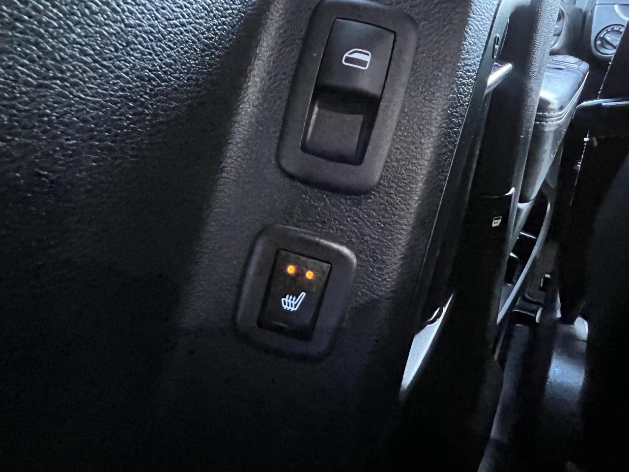 2015 Chrysler Town & Country S Photo