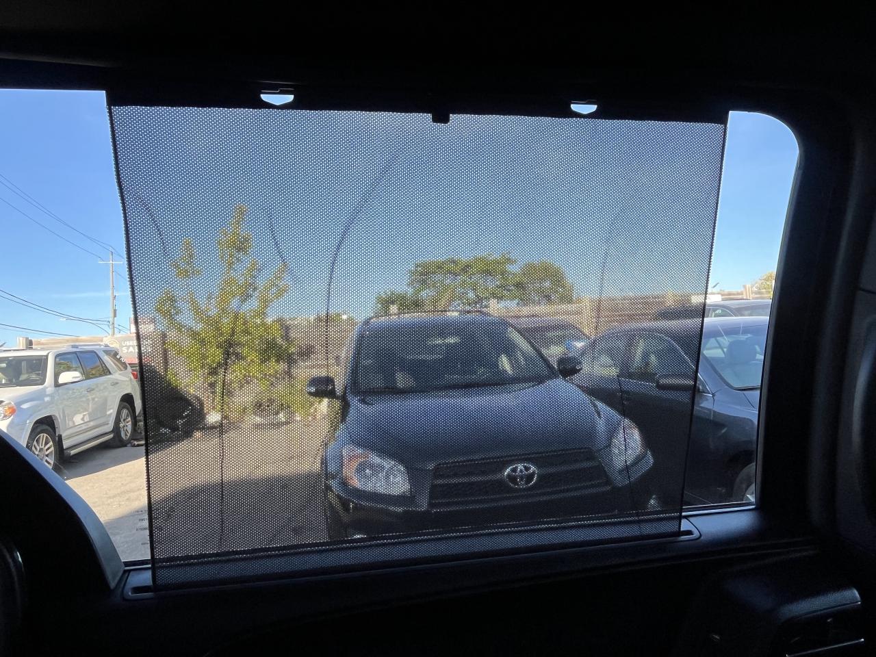 2015 Chrysler Town & Country S Photo