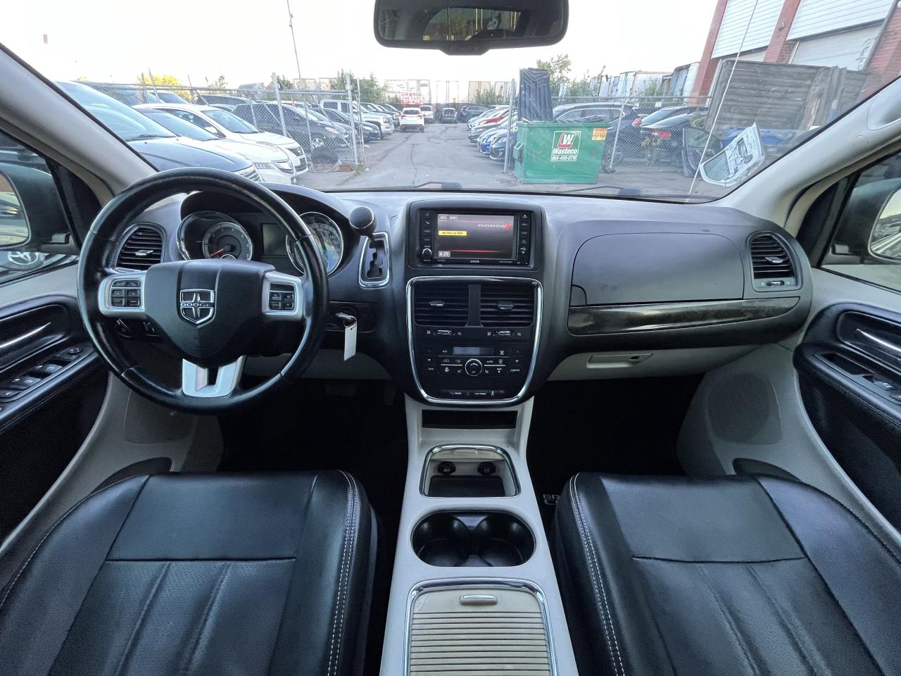 2015 Dodge Grand Caravan Crew Plus Photo