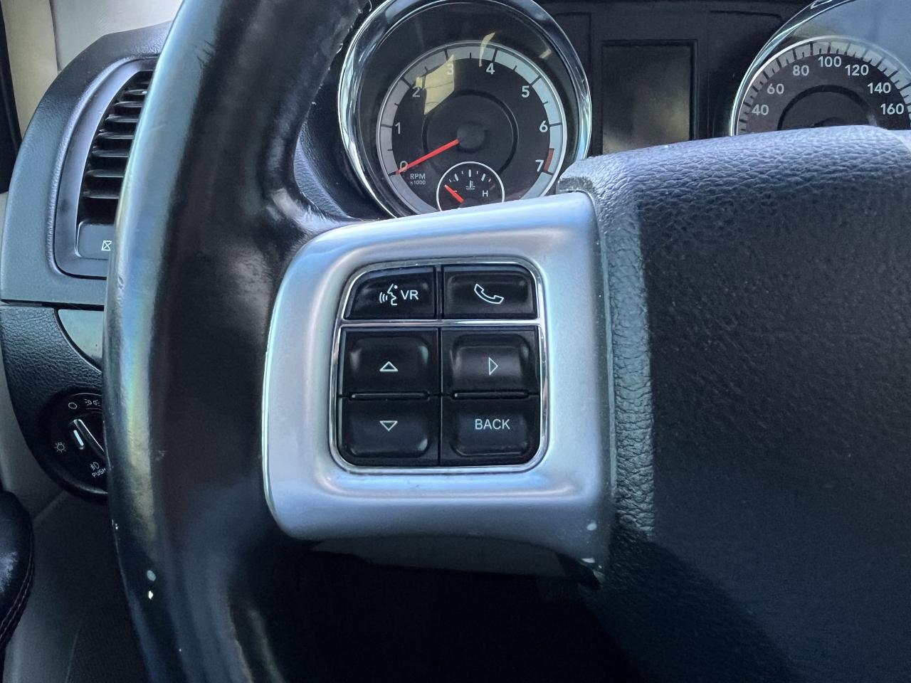 2015 Dodge Grand Caravan Crew Plus Photo