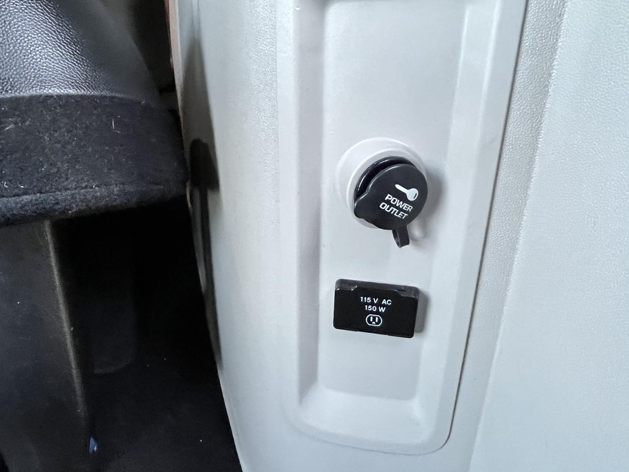 2015 Dodge Grand Caravan Crew Plus Photo