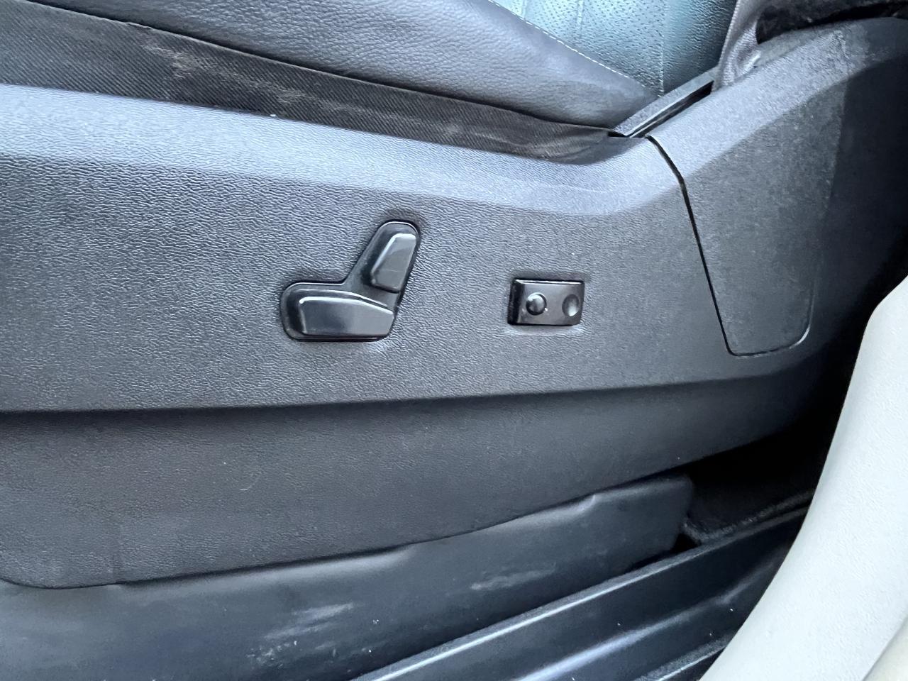 2015 Dodge Grand Caravan Crew Plus Photo