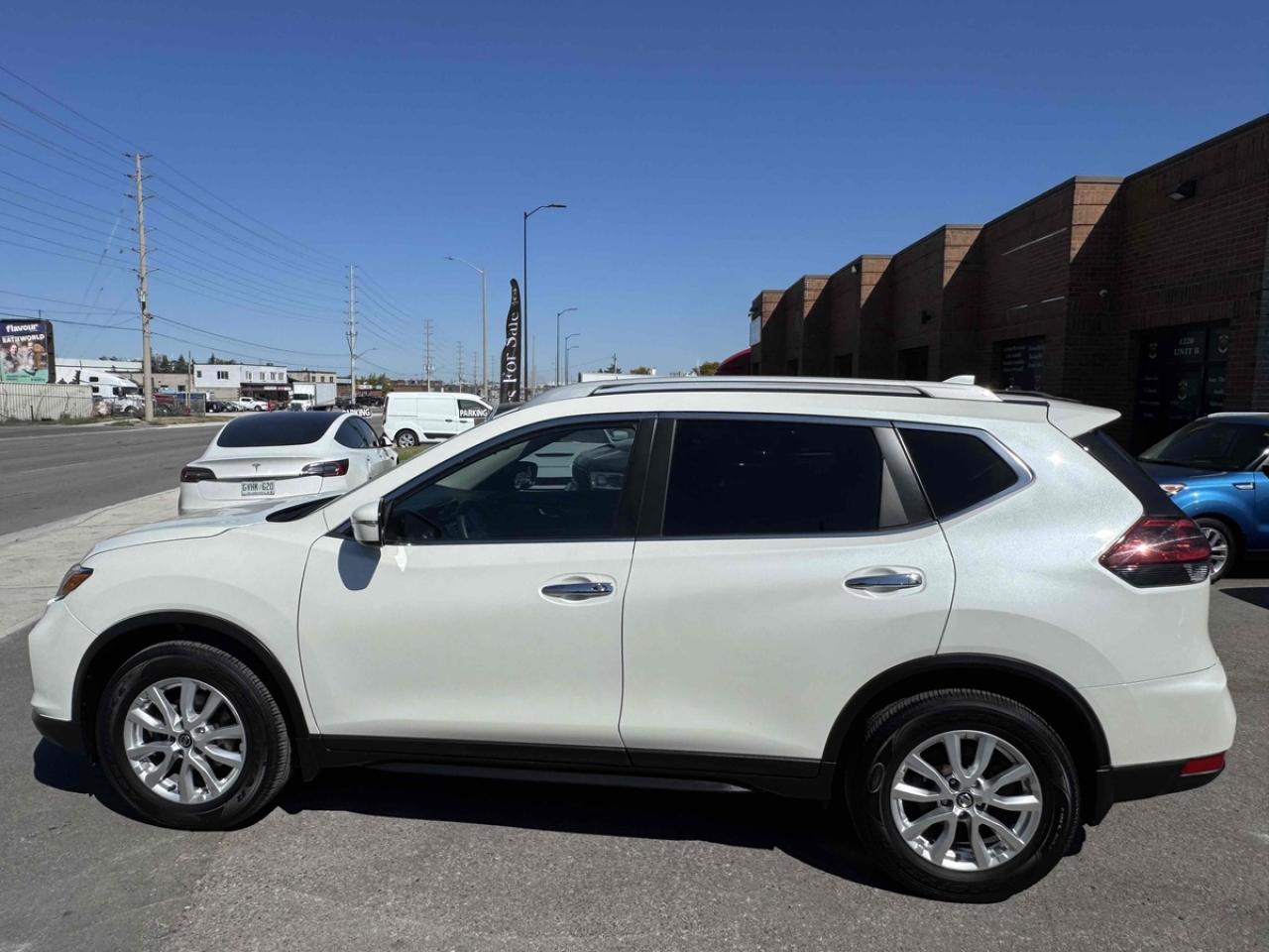 2019 Nissan Rogue SV - Photo #7