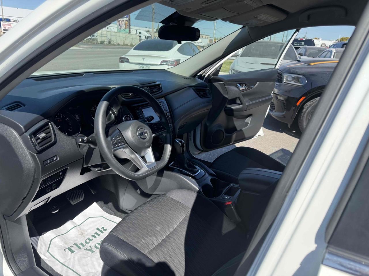 2019 Nissan Rogue SV - Photo #11