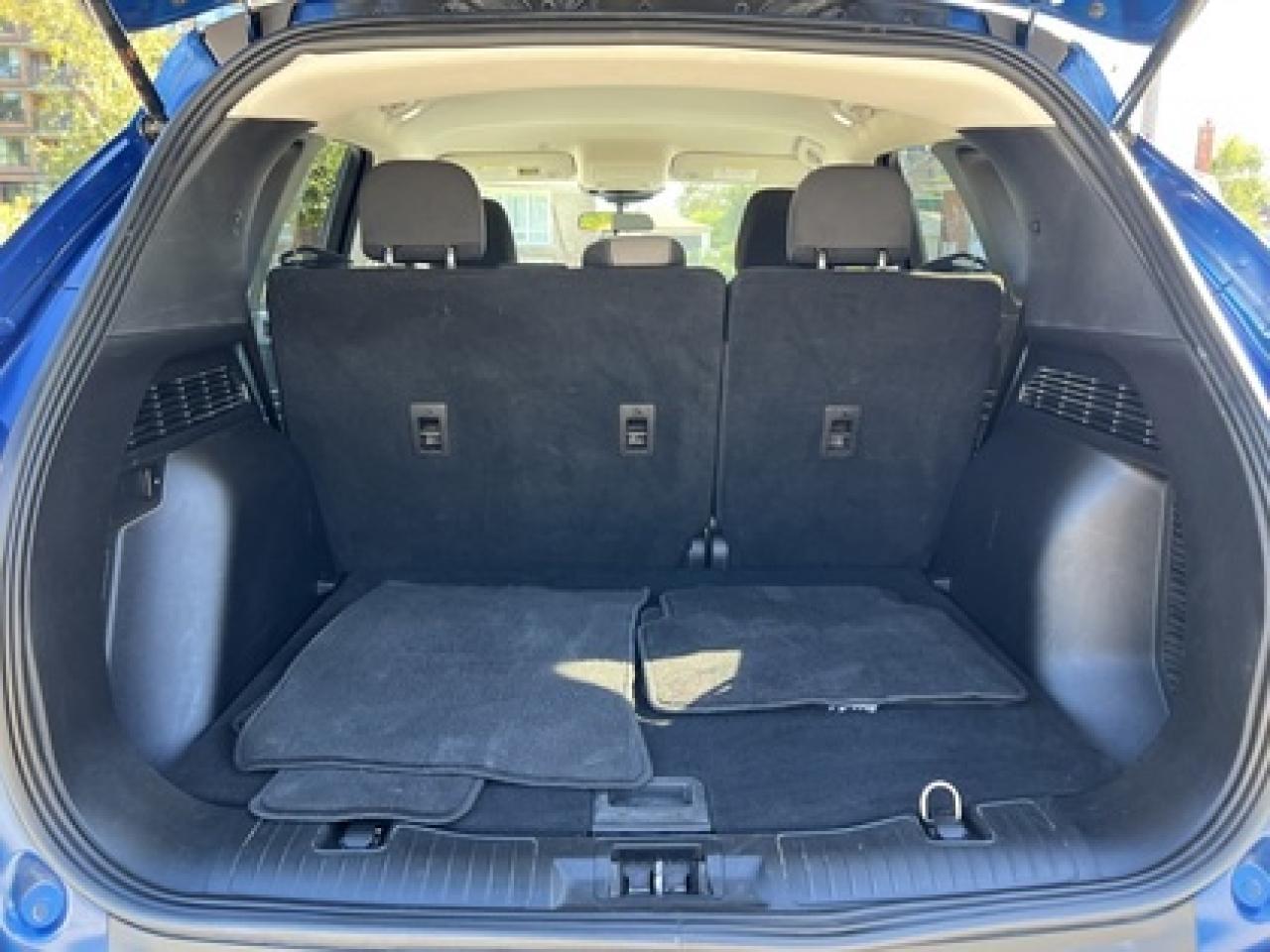 2022 Ford Escape SE AWD Photo