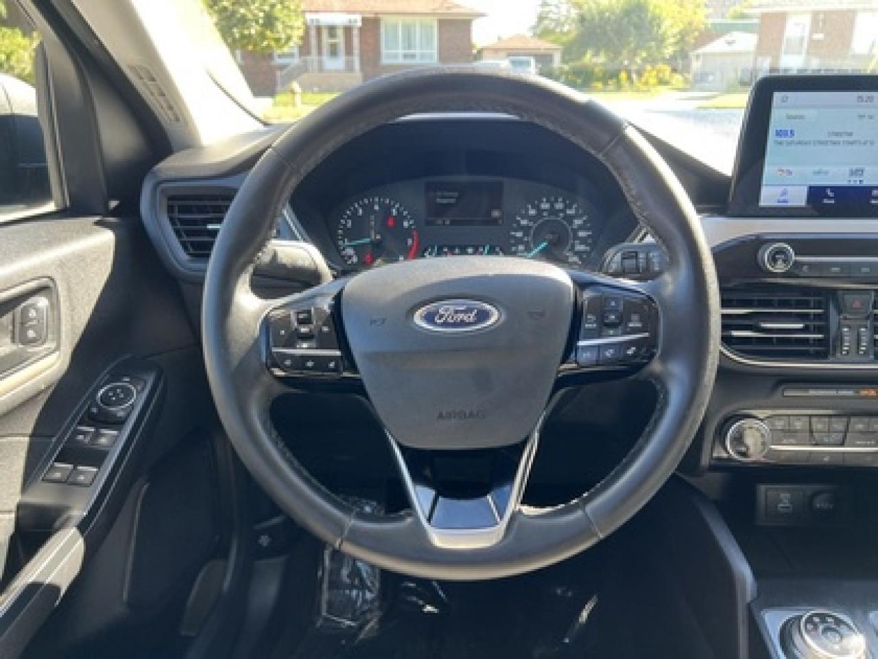 2022 Ford Escape SE AWD Photo