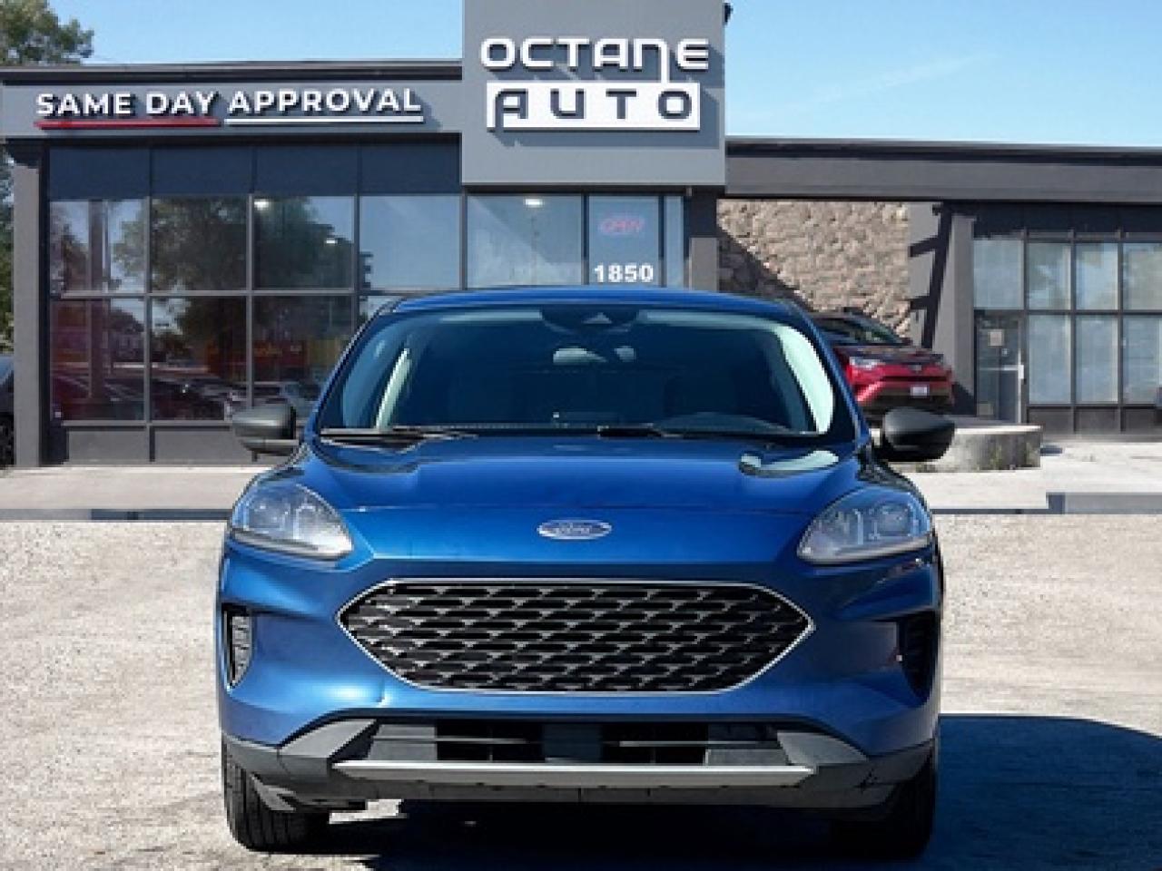 2022 Ford Escape SE AWD Photo