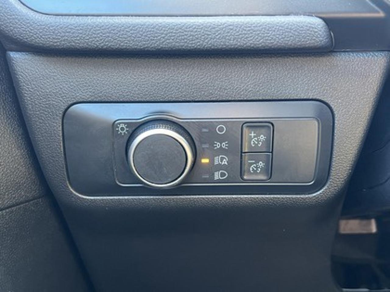 2022 Ford Escape SE AWD Photo