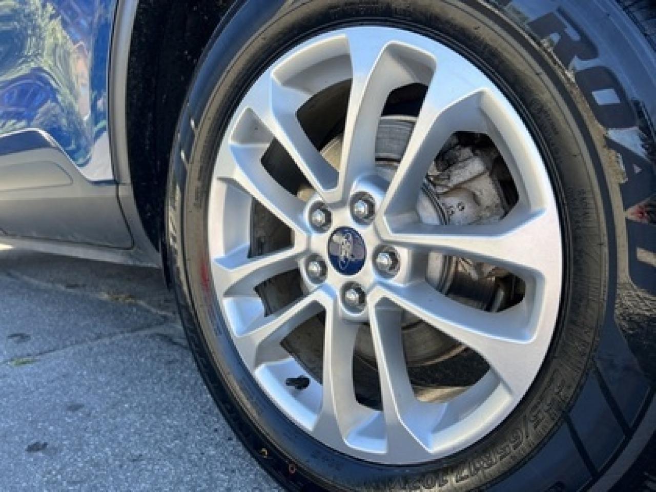 2022 Ford Escape SE AWD Photo