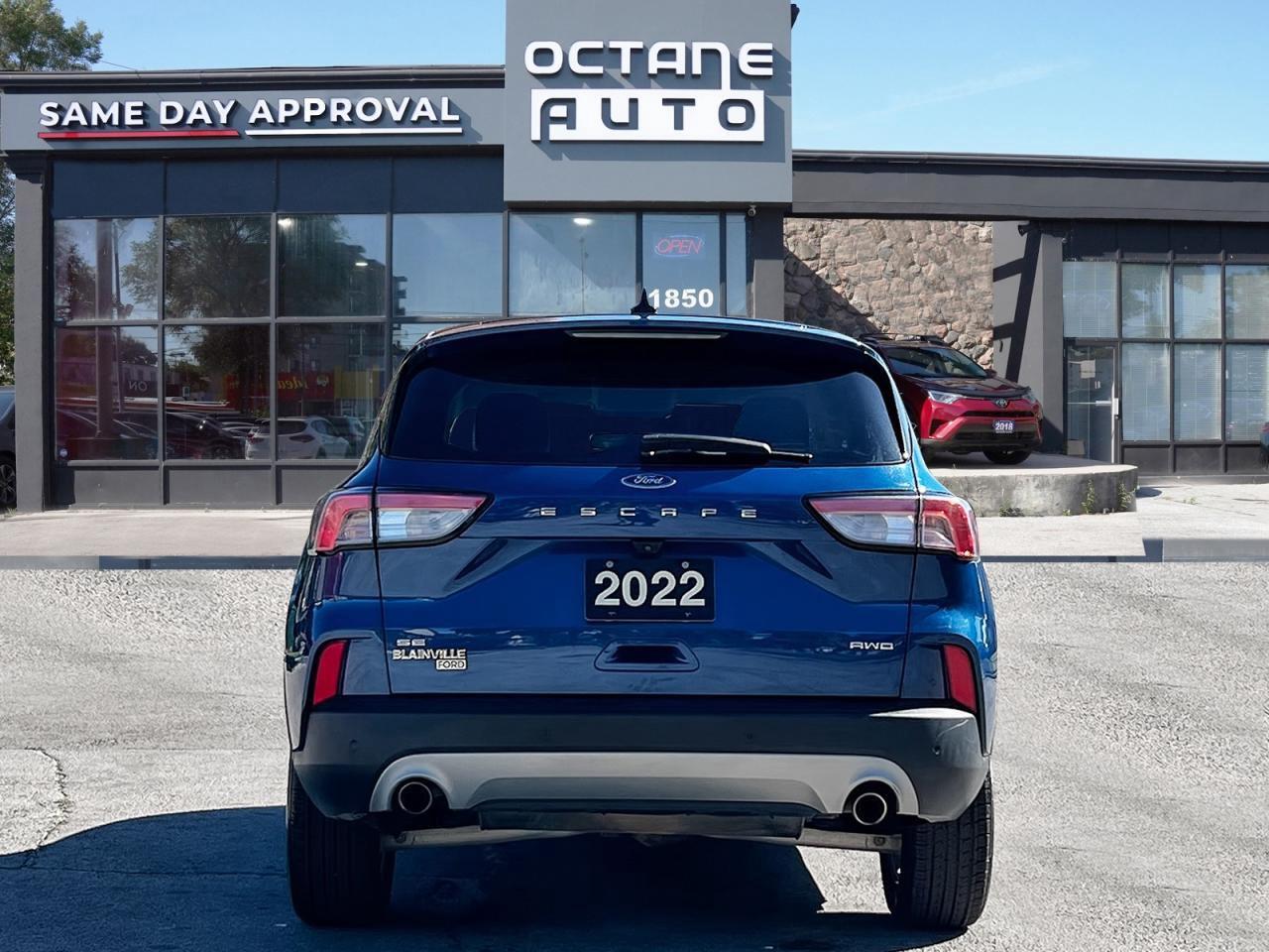 2022 Ford Escape SE AWD Photo4