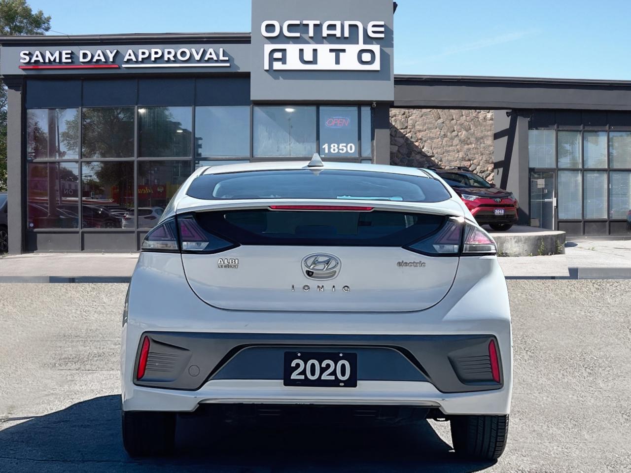 2020 Hyundai IONIQ Electric Preferred Photo4