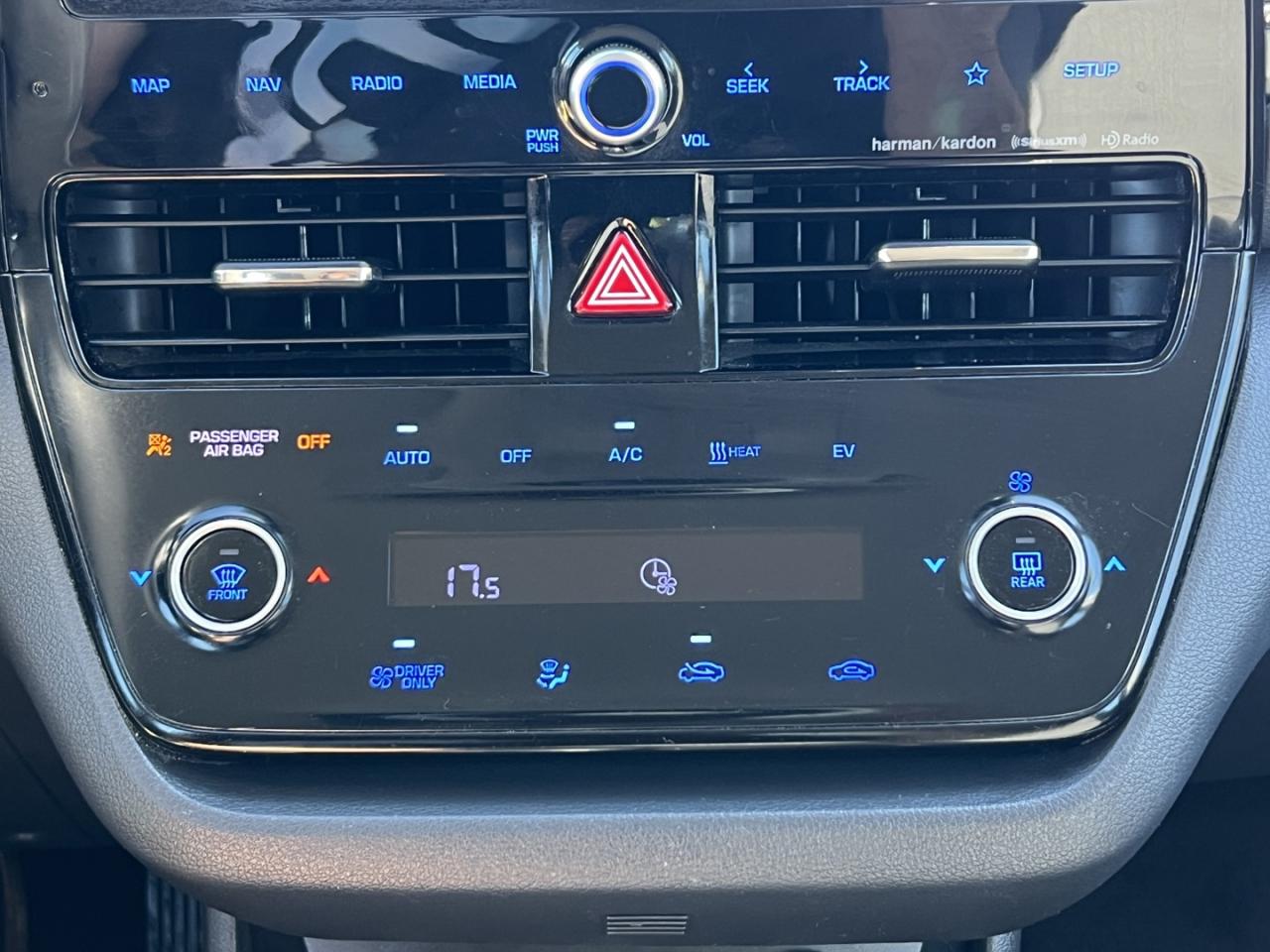 2020 Hyundai IONIQ Electric Preferred - Photo #23