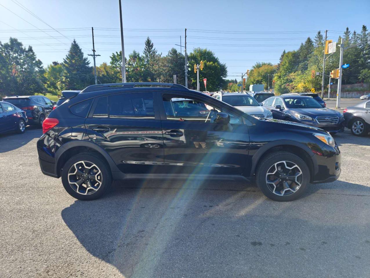 2013 Subaru XV Crosstrek 2.0i w/Touring Pkg - Photo #6