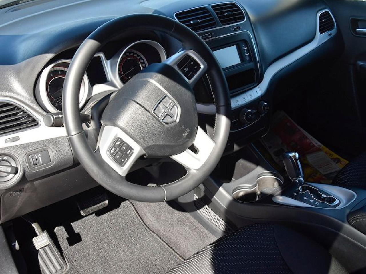 2017 Dodge Journey SXT - Photo #5