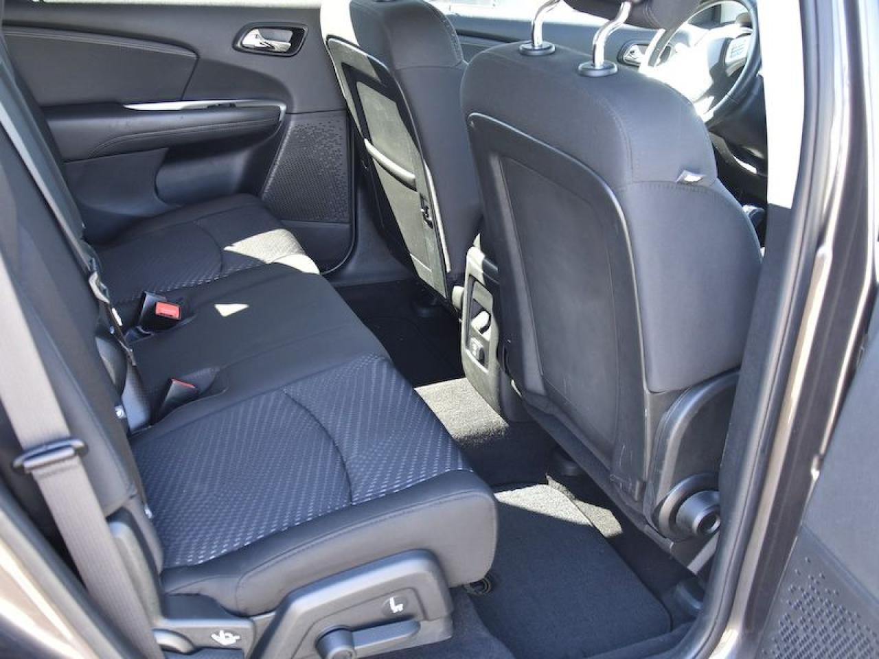 2017 Dodge Journey SXT - Photo #6