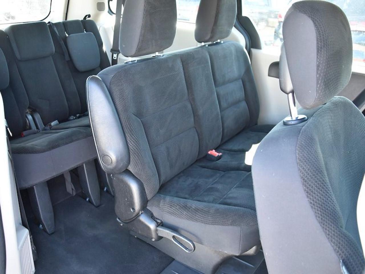 2017 Dodge Grand Caravan CANADA VALUE PACKAGE - Photo #6