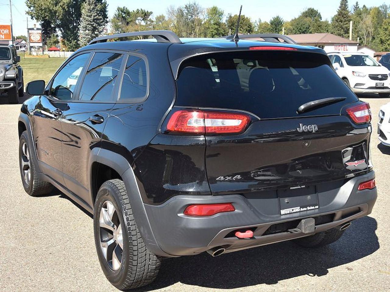 2016 Jeep Cherokee Trailhawk Photo