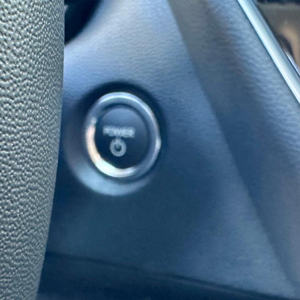 2025 Toyota Corolla Hybrid LE | NO ACCIDENTS | ALLOYS | LOW KMS Photo