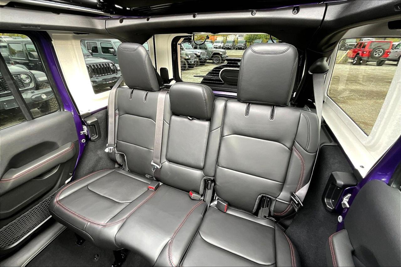 2026 Jeep Wrangler RUBICON 4DR | Sky-Top | Leather | Tech & Conv Grp Photo