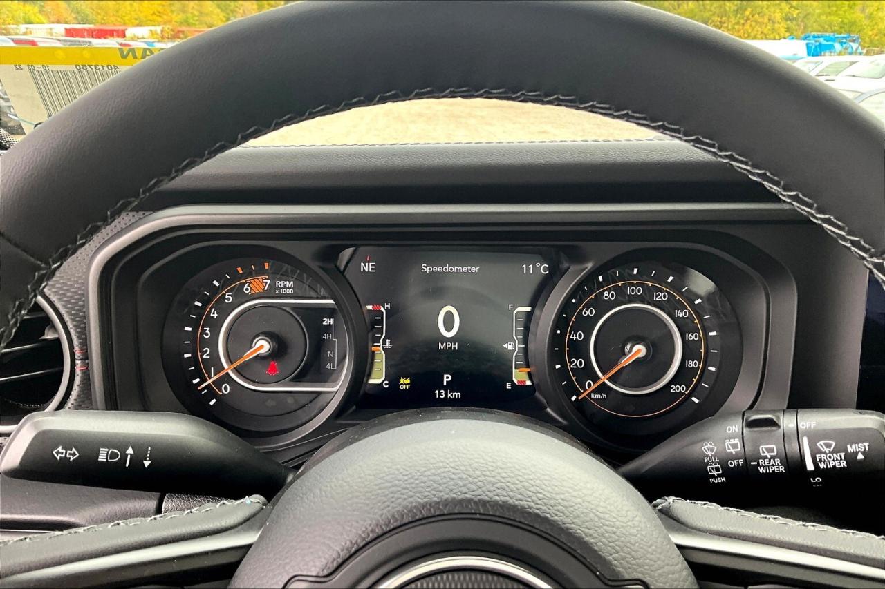 2026 Jeep Wrangler RUBICON 4DR | Sky-Top | Leather | Tech & Conv Grp Photo