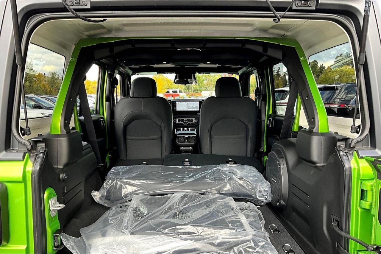 2026 Jeep Wrangler WILLYS 4dr | Hardtop | Tech & Conv Grp | Mojito Photo